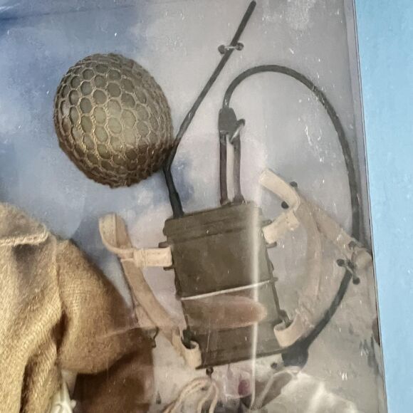 Vintage GI Joe 442nd Infantry Nisei Soldier Figure WWII Classic Collection 1990s - Picture 15 of 16